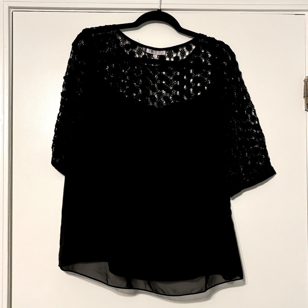Jennifer Lopez crochet blouse